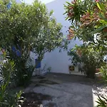 Mykonos Chora Apartment Near The Iconic Windmills